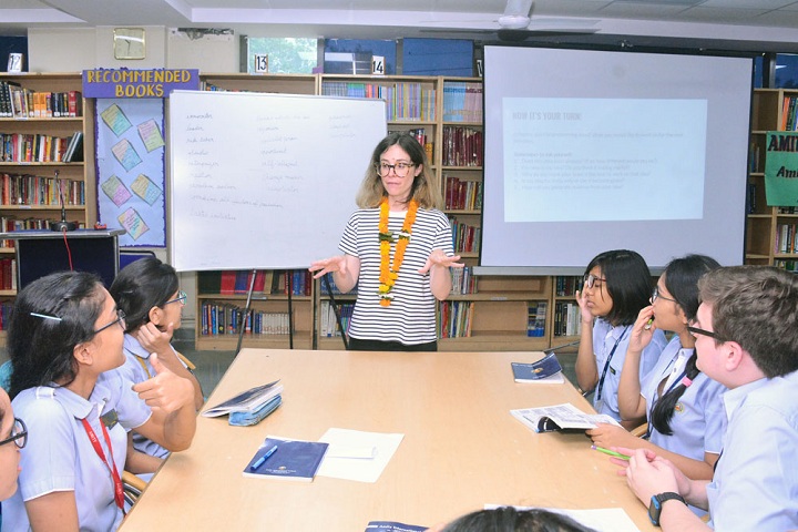 Amity International School - Smart Classrooms