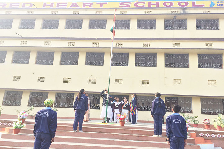 Sacred Heart School-Flag Hosting