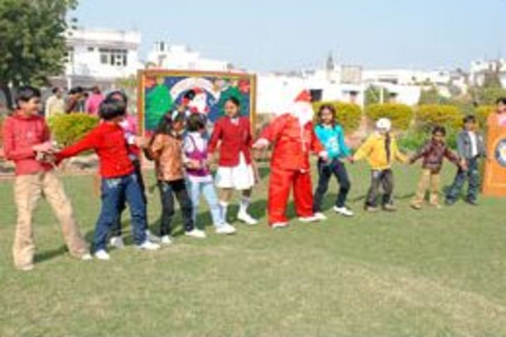 Annie Besant School - Christmas Carnival