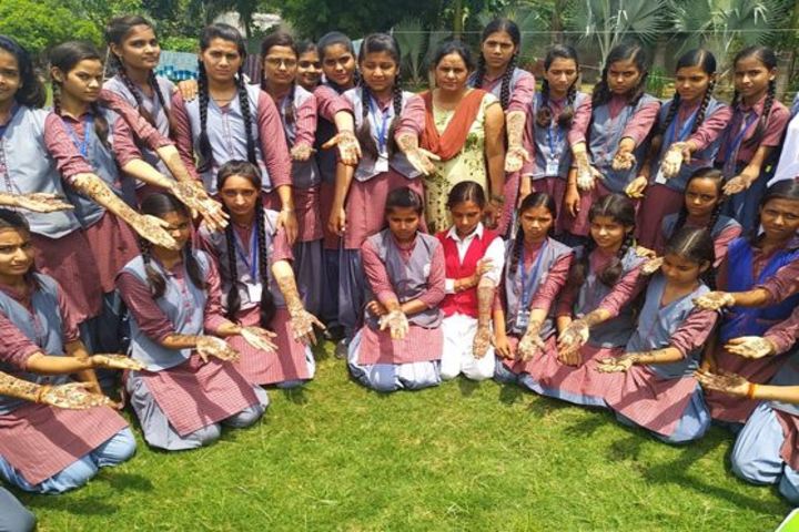 Arcadian Public School-Mehandi Competition