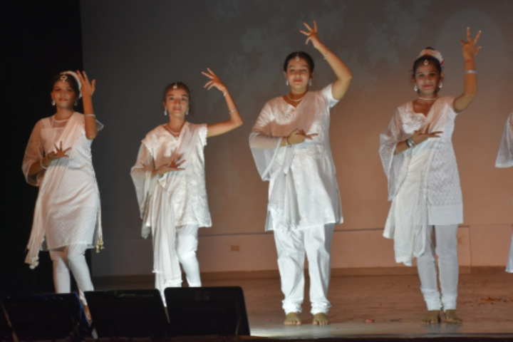 Army Public School-Dance