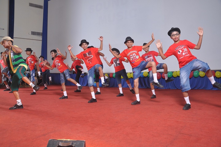 Army Public School-Dance