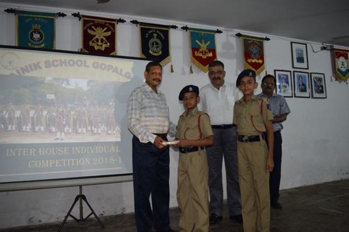 Sainik School-Studnets