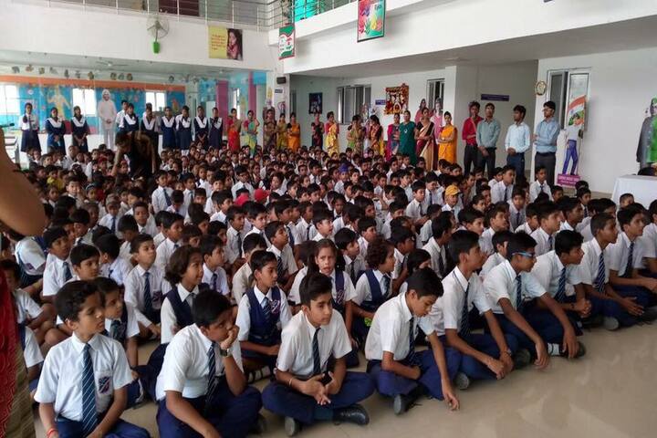 Avadh Collegiate-Students