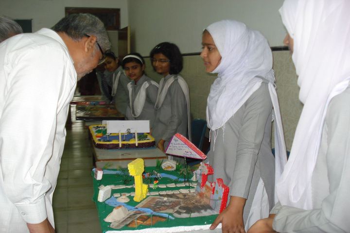 Ayesha Tarin Modern Public School-Science Exhibition