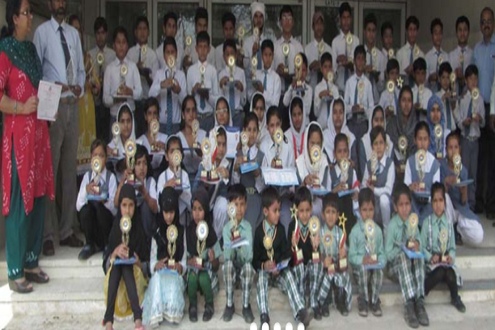 Bahman Public School-Awards