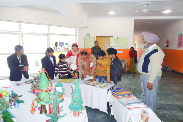 Bajaj Public School-Activity Room