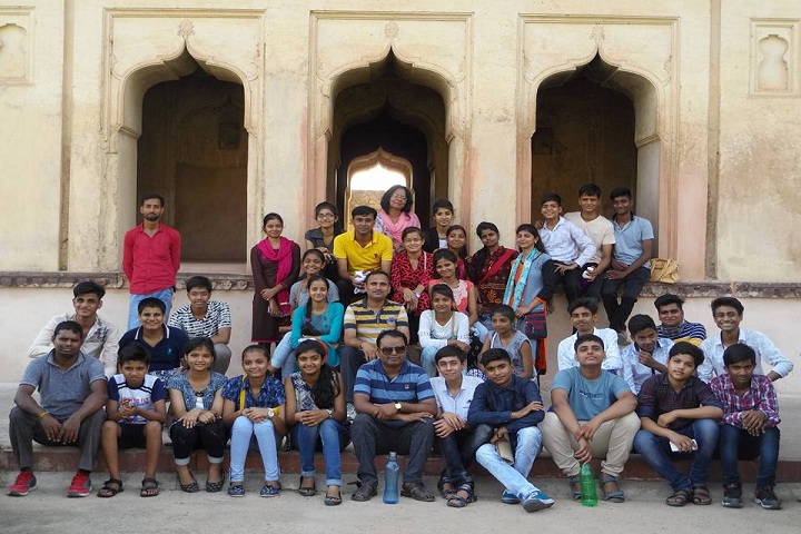 BAKSHI PUBLIC SCHOOL-Tour