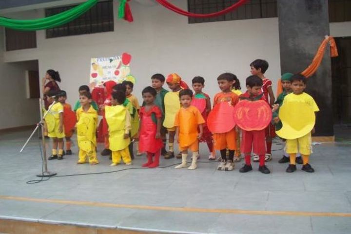 Bal Bharti School- Fruits Day