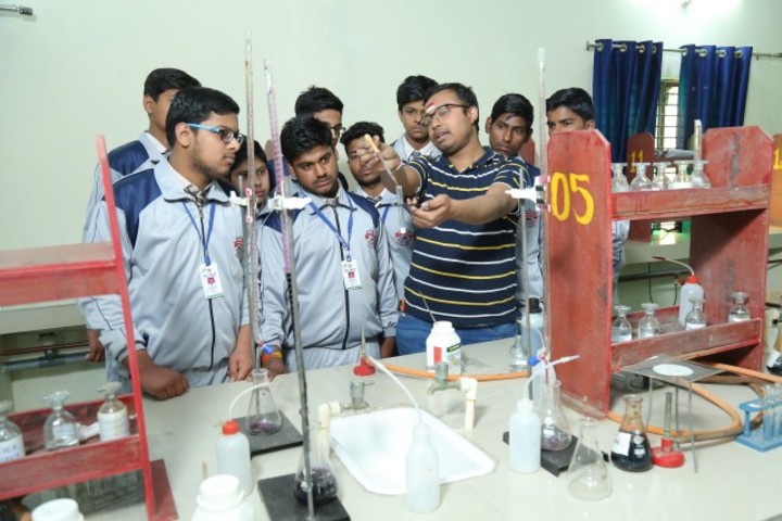 Bal Jagat Senior Secondary School-Chemistry Lab
