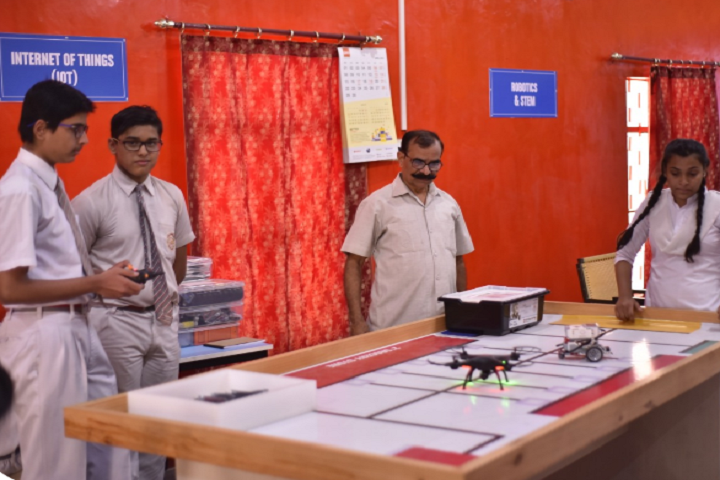 Bal Vidya Mandir Senior Secondary school-Science Lab