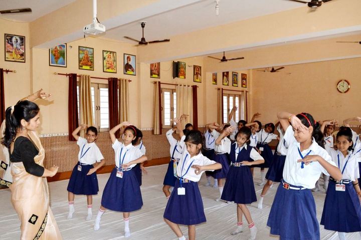 Baleram Brajbhushan Saraswati Shishu Mandir-Dance Classes
