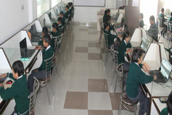 Baluni Public School-Computer Lab