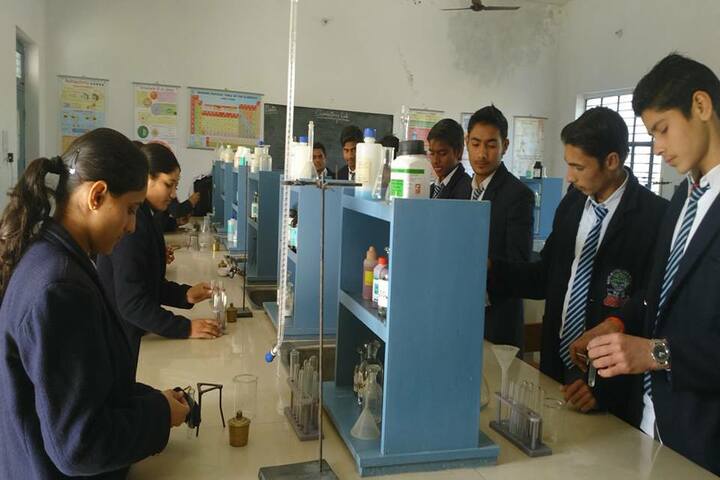 Bijnor Public School-Chemistry Lab