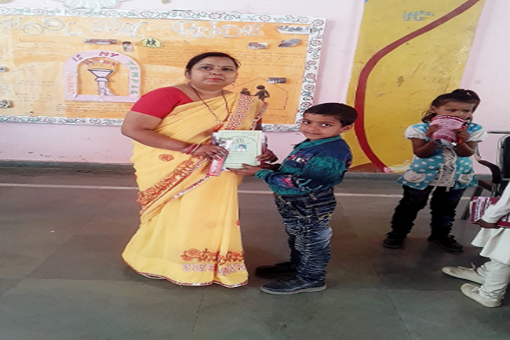 Blooming Buds Senior Secondary School- Certificate Distribution