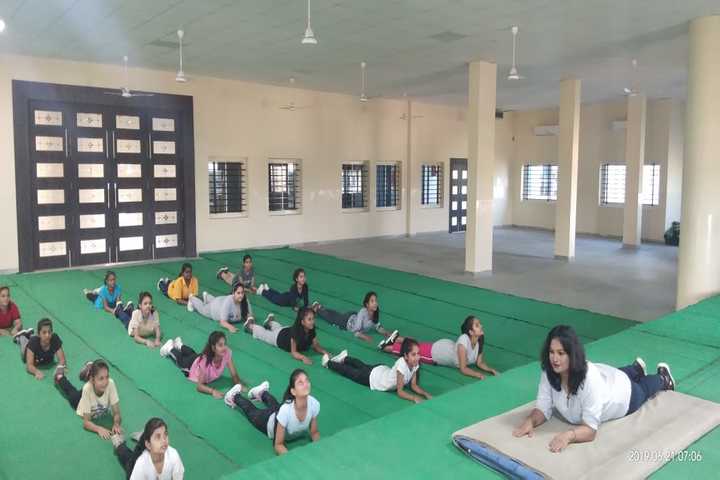 Blue Bells School-Yoga