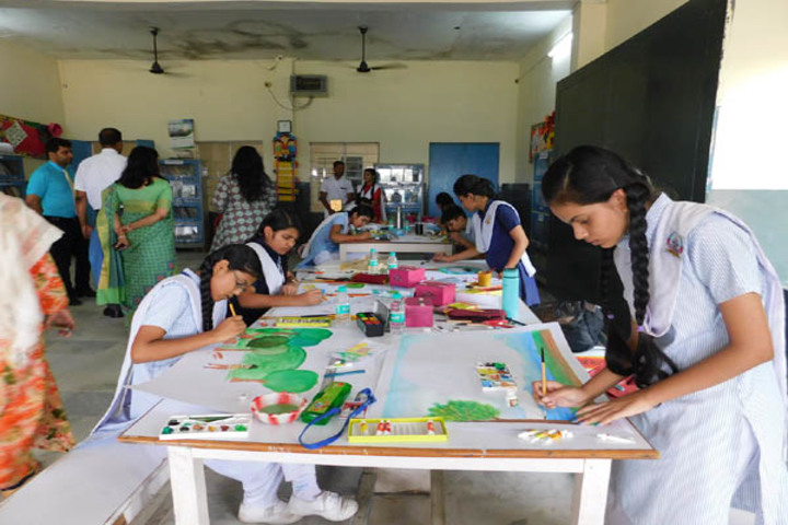 Blue Bells School-Art And Craft