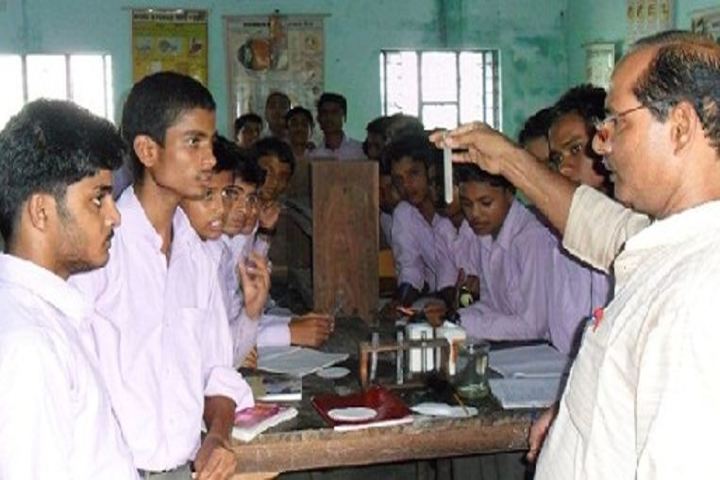 Saraswati Vidya Mandir-Science Lab