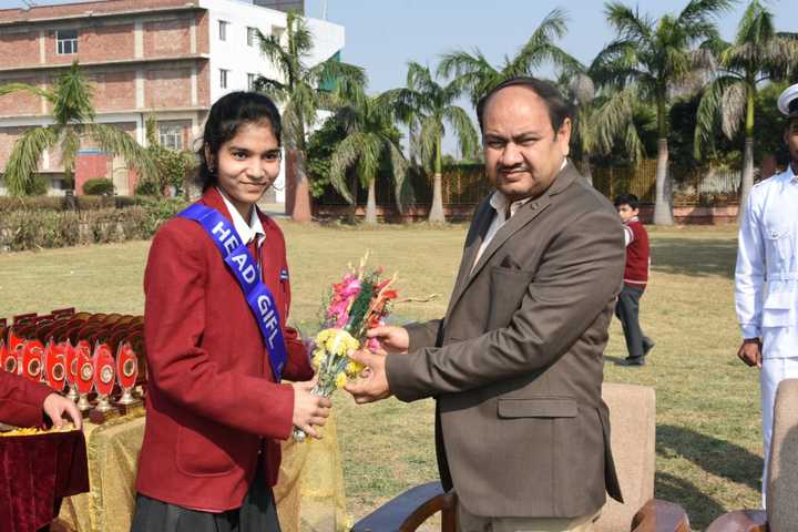 Brahmanand Public School-Guest Welcome