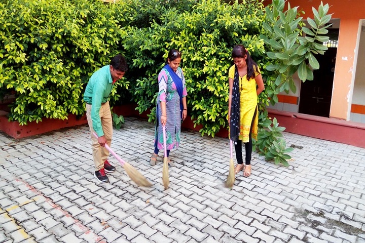 Brahmanand Public School-Swachh Bharath
