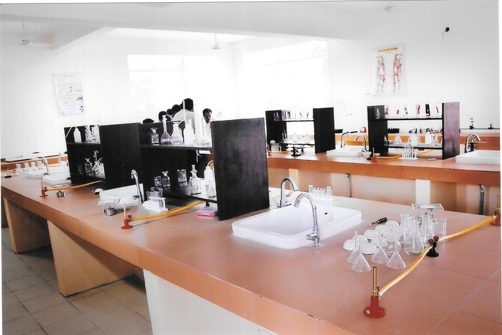 C H S Education Centre-Chemistry Lab