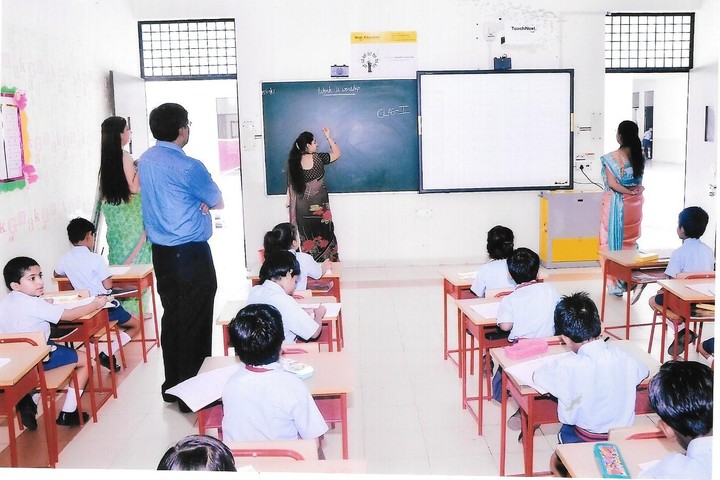 C H S Education Centre-Smart Class