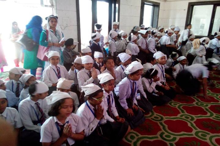 C S H P Memorial Public School-Festival Celebration