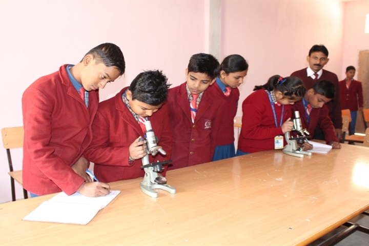 Cambridge International School-Biology Lab