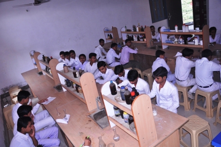 Saraswati Vidya Mandir-Chemistry Lab