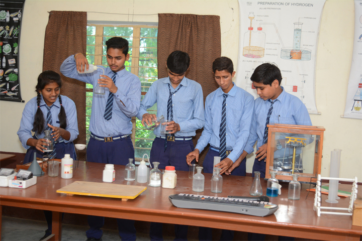Cambridge Public School-Chemistry Lab