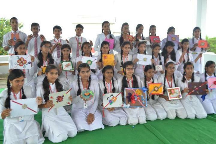 Chandra Public School-Painting