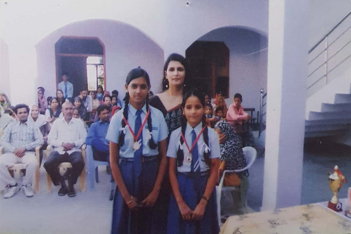 Chetna Convent Junior High School-Photo