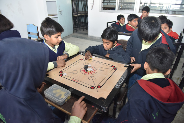 City International School-Carroms