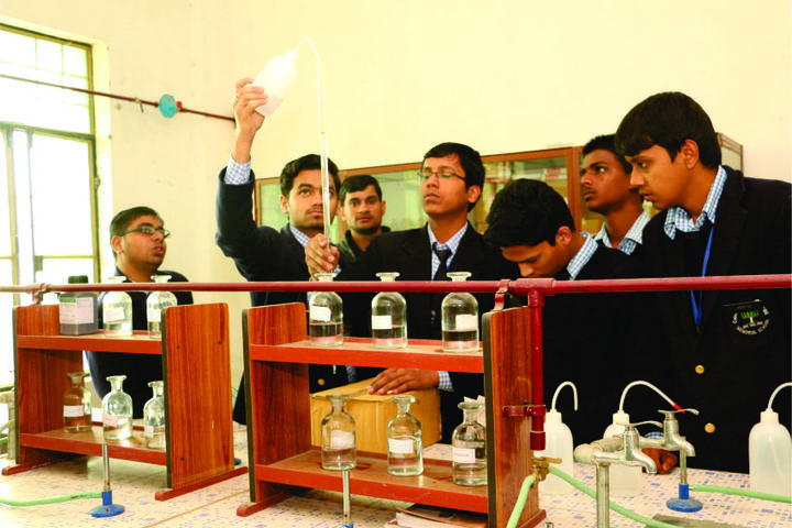 Colonel S N Mishra Obe Memorial School-Physics Lab