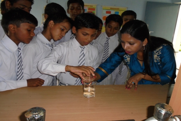 School Of Science And Technology-Science Lab