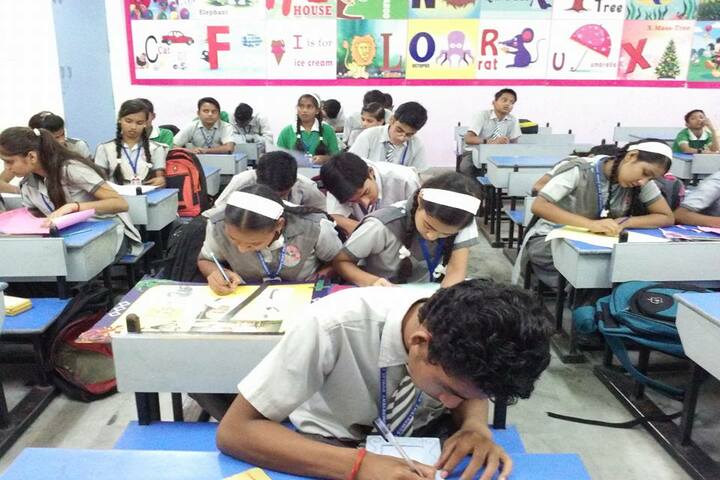 Competent Public School-Classroom