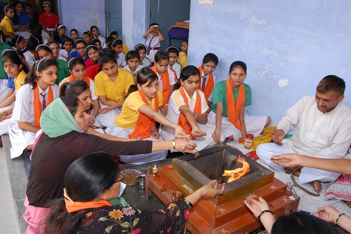 D A V Public School-Prayer activity