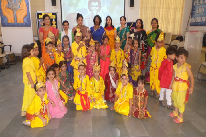D A V Public School-Festival Celebrations