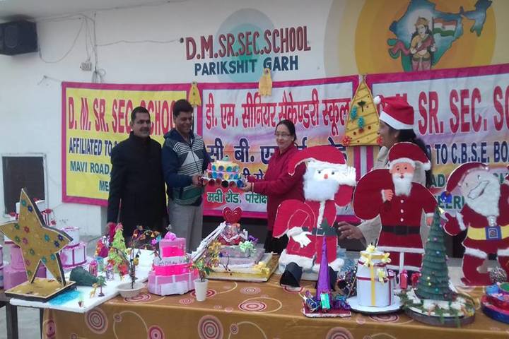 D.M. Public School, Parikshitgarh Meerut-Xmas