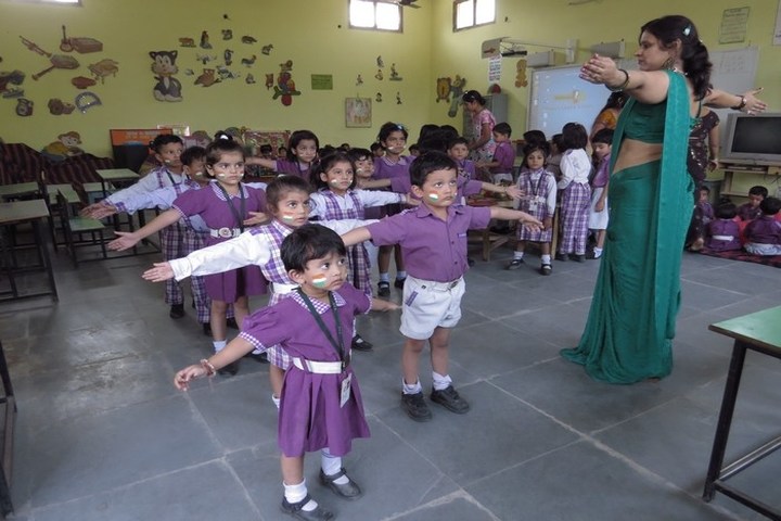 Das Universal Academy-Classroom Activity