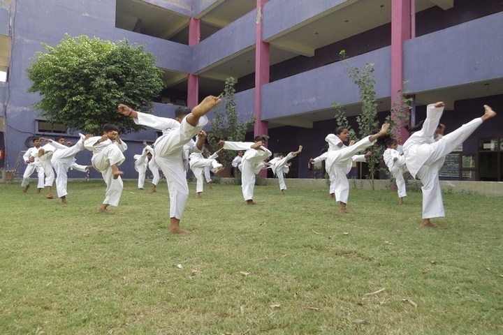 Das Universal Academy-Karate