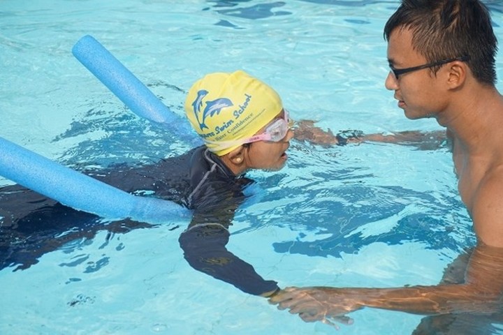 Das Universal Academy-Swimming-Pool