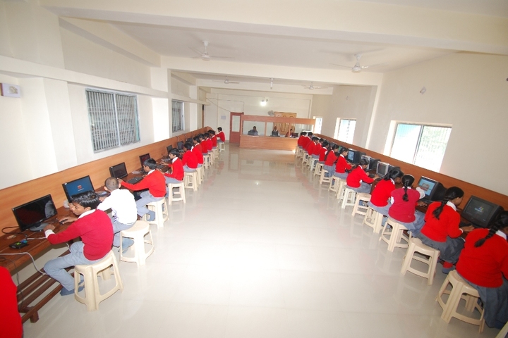 Secondary Delhi Public School-Computer Lab