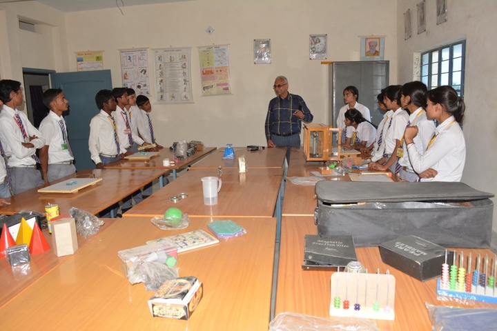 Secondary Delhi Public School-Maths Lab