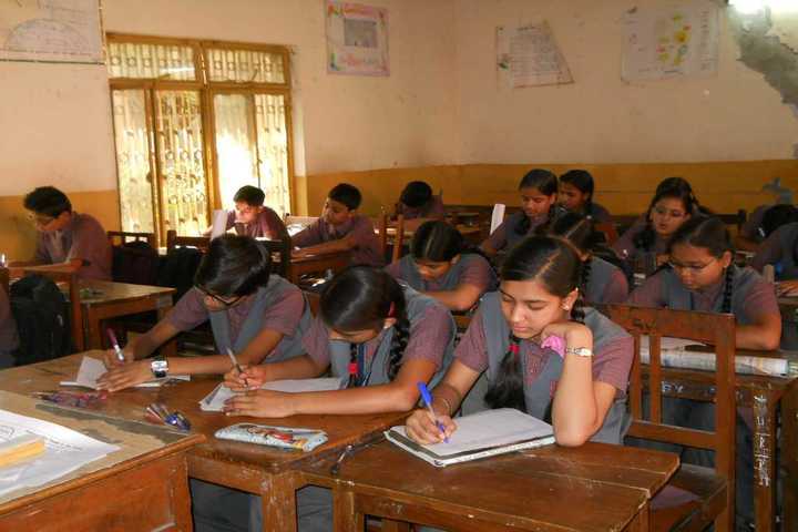 Dayanand Bal Mandir-Classroom