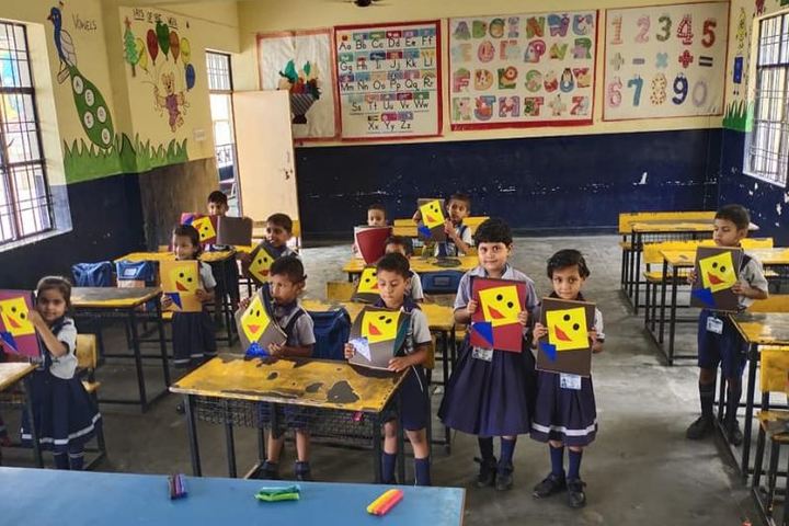 Dayanand Dinanath Education Centre-Art and Craft