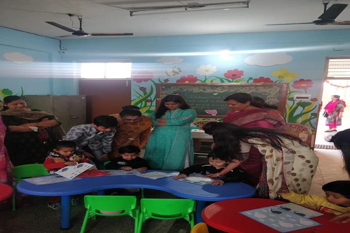 Dayawati Dharmavira Public School-KG