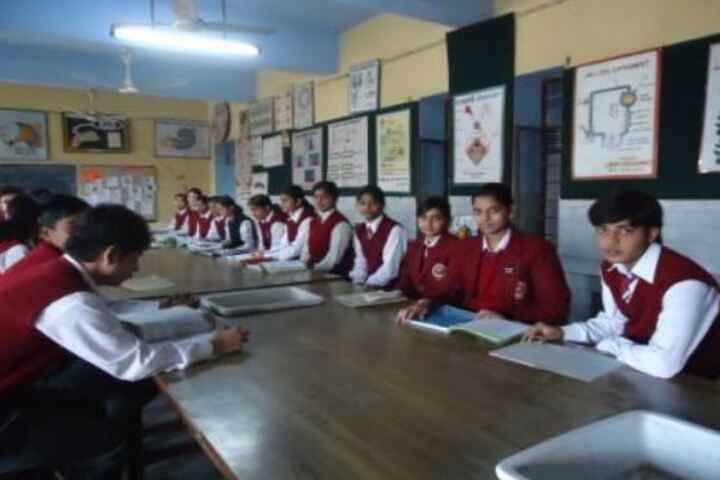 Dayawati Modi Academy-Biology Lab