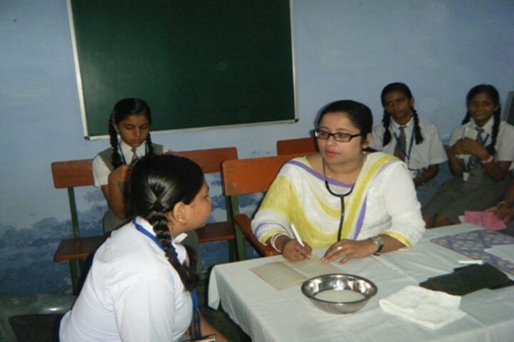 Dayawati Modi Public School-Infirmary Room