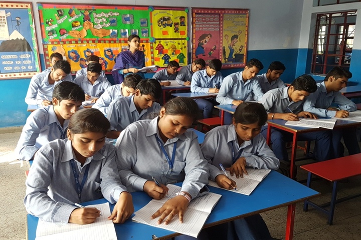Dehradun Public School-Classroom